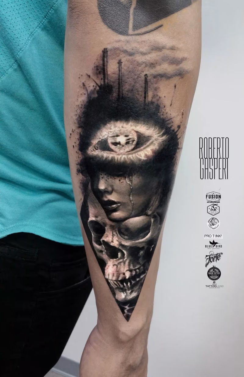 Roberto Gasperi 26.10. - 30.10. — Tattoo 10 | Realismus · Blackwork · Black & Grey | Tattoo-Werk Wien